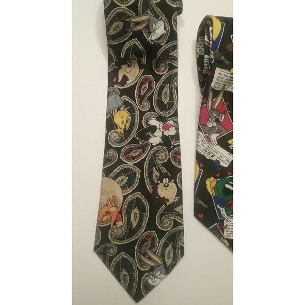 2 Looney Tunes Mania Tie Bugs Bunny Taz & Gang - Picture 2 of 4